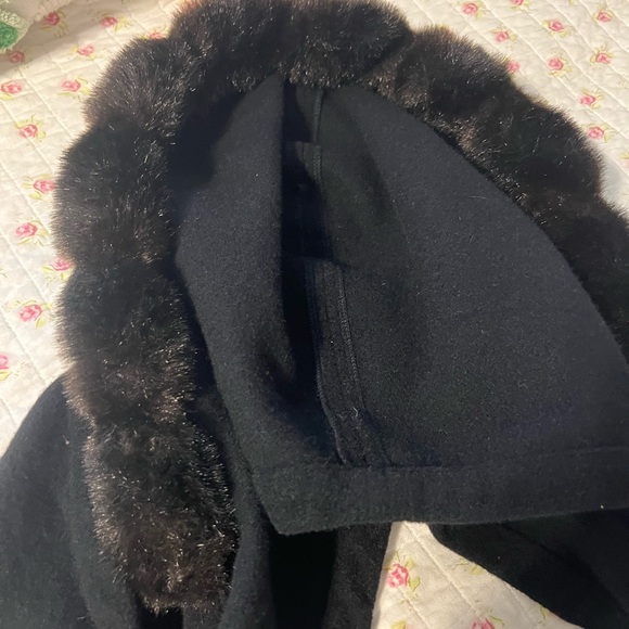 Black Faux Fur-Trimmed Hooded Wrap - Picture 10 of 11
